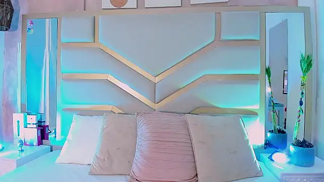 Samantha-Pardo online show from March 6, 3:18 pm