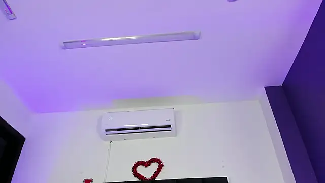 scarlet  ray  online show from February 28, 11:53 am