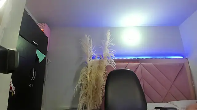 Alanah connory online show from August 6, 2:57 pm