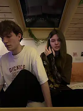 meowmiu online show from March 2, 10:37 pm