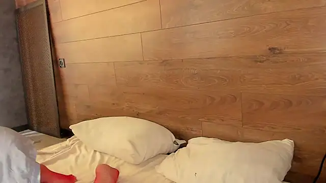 AmmyLuu online show from April 14, 11:21 am