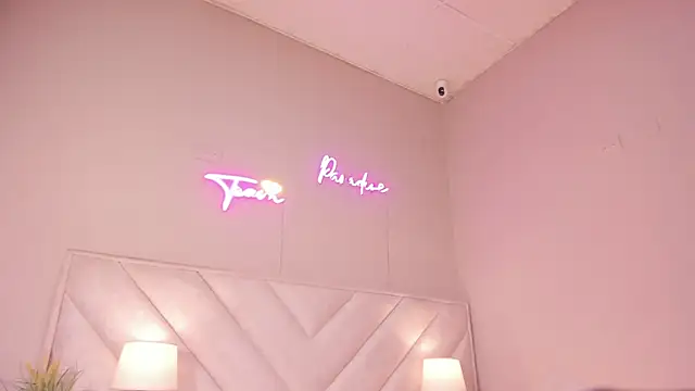 sheila x online show from April 15, 6:52 pm