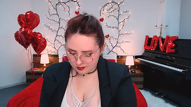 Hennessy bunny online show from February 25, 8:40 pm