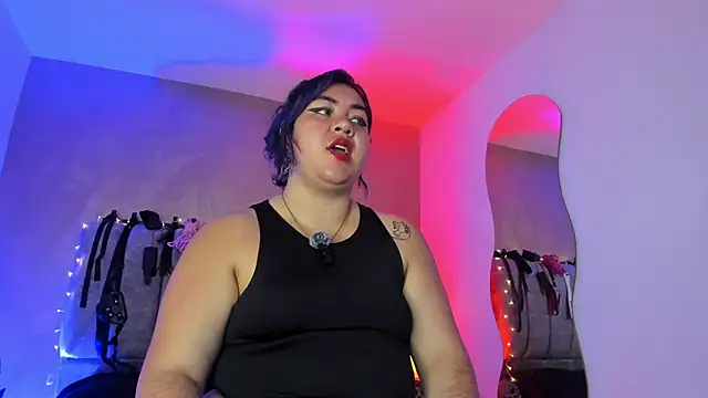 lilith velvet  online show from March 27, 1:34 pm