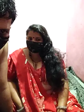 gujjuhotcouple online show from April 5, 6:18 pm