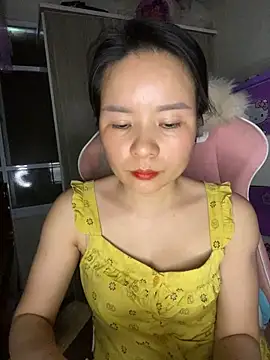 Ivy Trix2 online show from April 11, 7:56 am