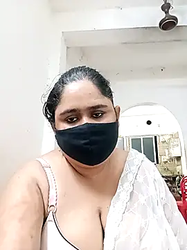 diyadey online show from May 5, 9:40 pm