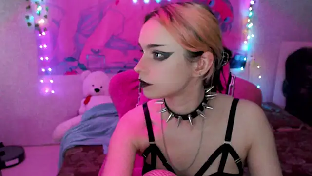 NoirVex online show from May 13, 10:59 pm