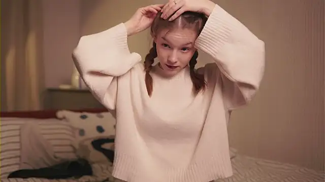 VenaLammo online show from March 10, 2:54 pm