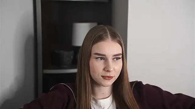 CindaMartins online show from March 4, 9:27 am