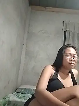 angelpinay44 online show from July 7, 3:59 pm