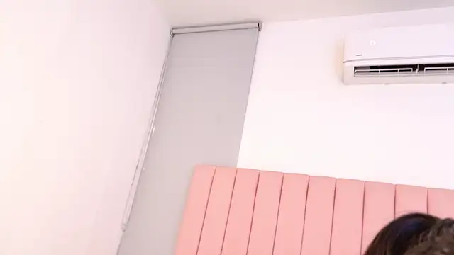 AllyRoux online show from March 31, 1:00 pm