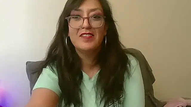 eleanorrox915 online show from April 20, 3:37 pm