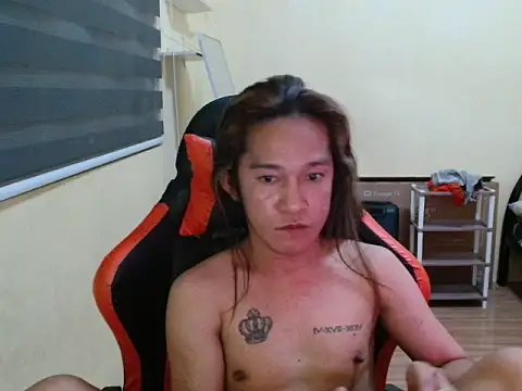 ashelyxyn69xx online show from July 13, 6:08 pm