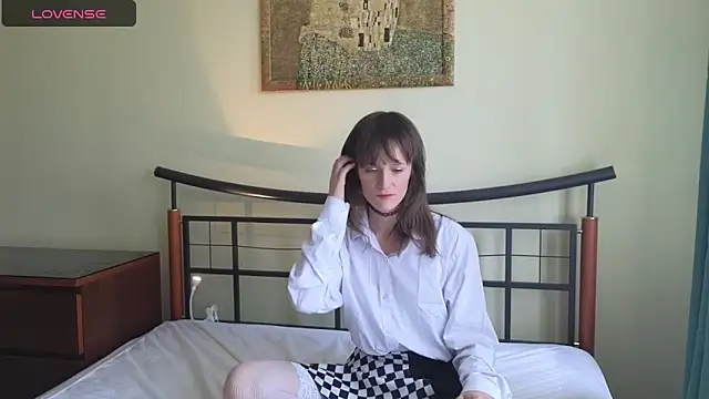 Tender Swan online show from April 24, 8:28 am