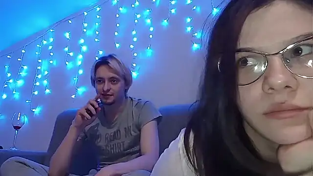 AlexDorothy online show from March 28, 9:57 pm