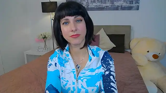 HeidieRaven online show from March 11, 1:14 pm