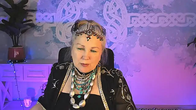 LilaMaharani online show from April 24, 12:52 pm