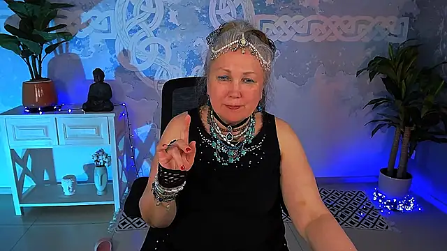 LilaMaharani online show from April 8, 1:57 pm