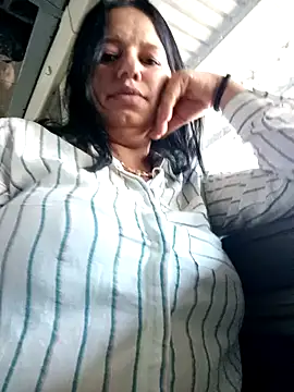 roxana e43 online show from May 15, 3:15 pm