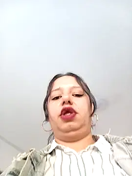 roxana e43 online show from April 12, 11:57 am