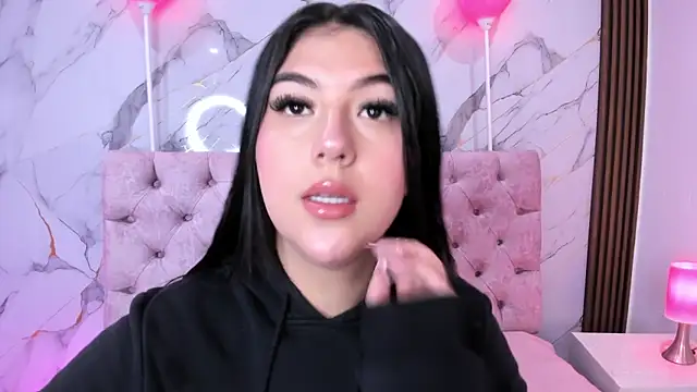 AbrilQuintana  online show from March 23, 11:16 am