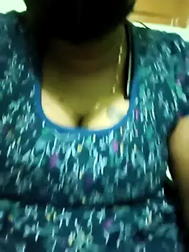 tamilamudha online show from March 8, 7:40 pm