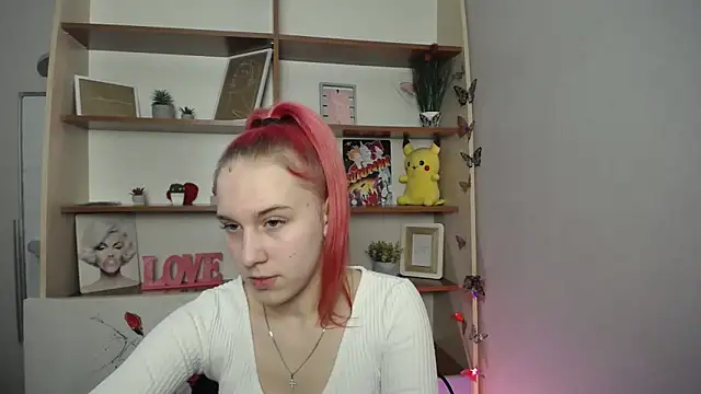 Scarlett lil online show from March 28, 8:25 am