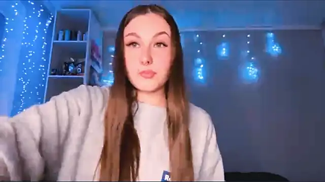 CutieSally online show from March 3, 3:29 pm