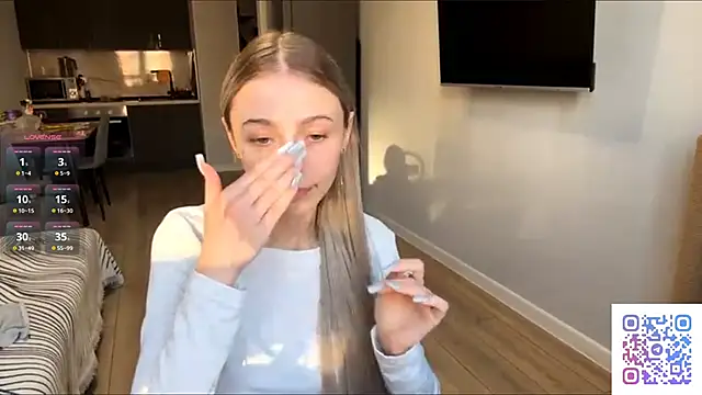 ClonedAge online show from April 15, 3:01 pm