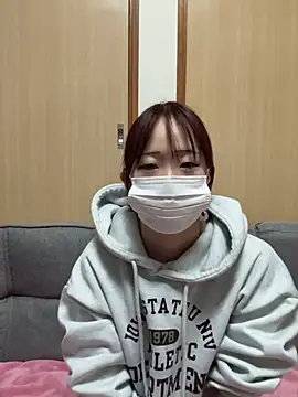 airi-ai0302 online show from March 31, 6:46 am