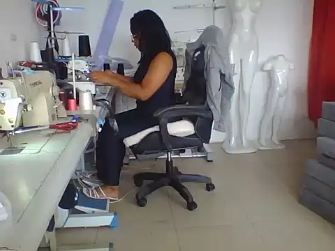 Babyfull lips online show from March 3, 3:18 pm