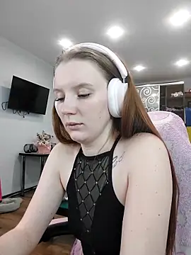 Mary Blu online show from February 19, 5:01 pm