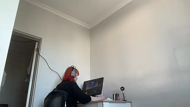 AlexaGudz online show from June 3, 11:44 am