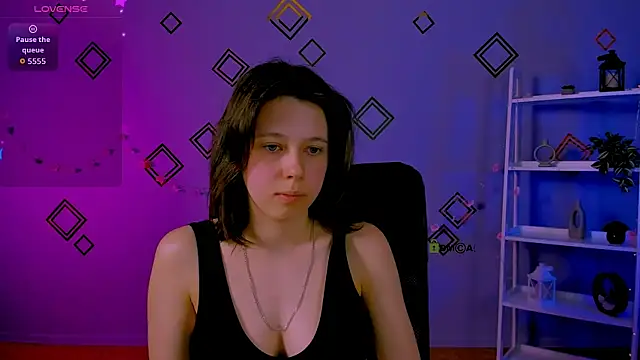 aria wild  online show from April 19, 7:05 pm