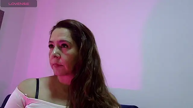 ariadna grad online show from March 16, 1:15 pm