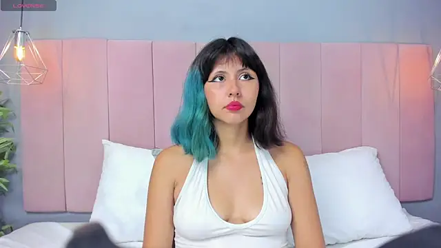 KleoLennox online show from April 15, 2:06 pm