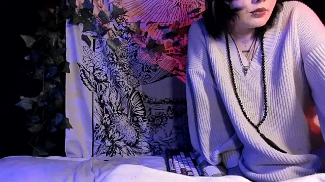 Robin harrington online show from May 15, 11:51 pm
