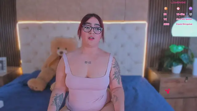 apriilfox online show from March 15, 3:41 am