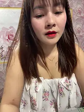 Little Muse78 online show from March 30, 1:11 pm