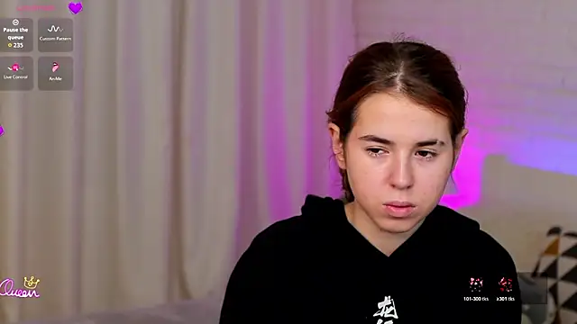 Jenny  fox online show from March 4, 8:21 am