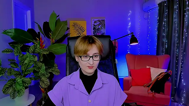 LixeLuna online show from March 23, 6:19 am