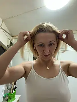 Secret Ladyx online show from August 6, 4:08 am