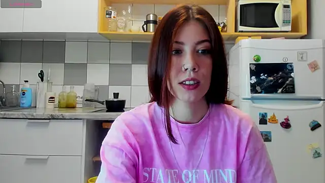 ooopsybritney online show from March 26, 2:41 pm