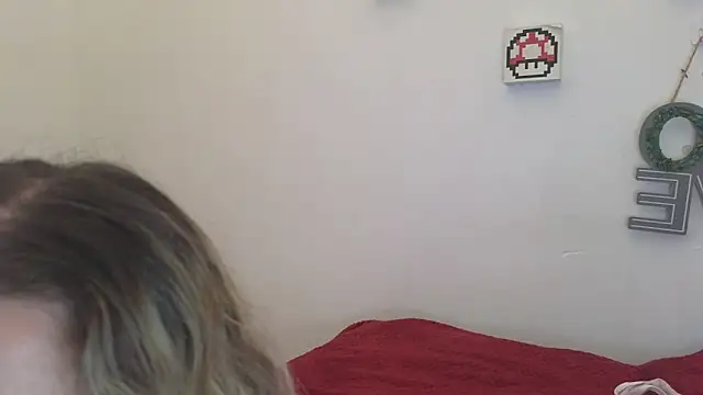 Caroline hernandes online show from April 28, 12:53 pm