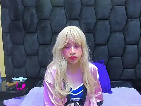 ZoeBarbiee online show from April 3, 3:48 am