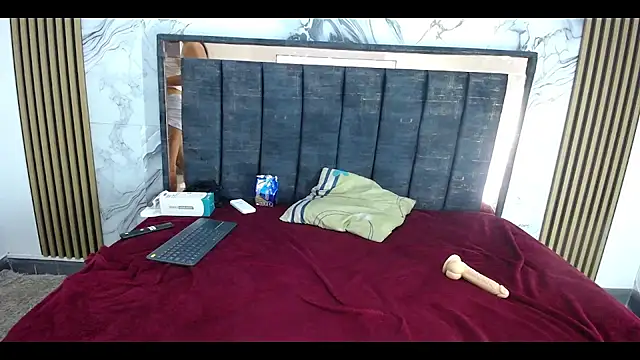 Mohana girls sexy online show from March 6, 7:25 am