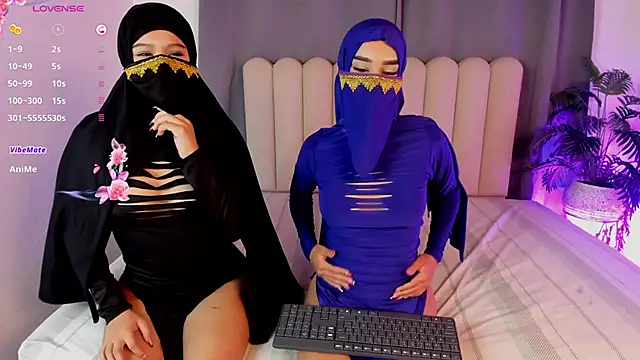 layla leila01 online show from March 5, 1:07 pm