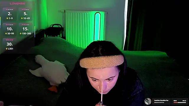 missy3kissy online show from July 8, 8:05 am