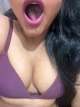 munni-munni6767 online show from April 17, 6:54 pm